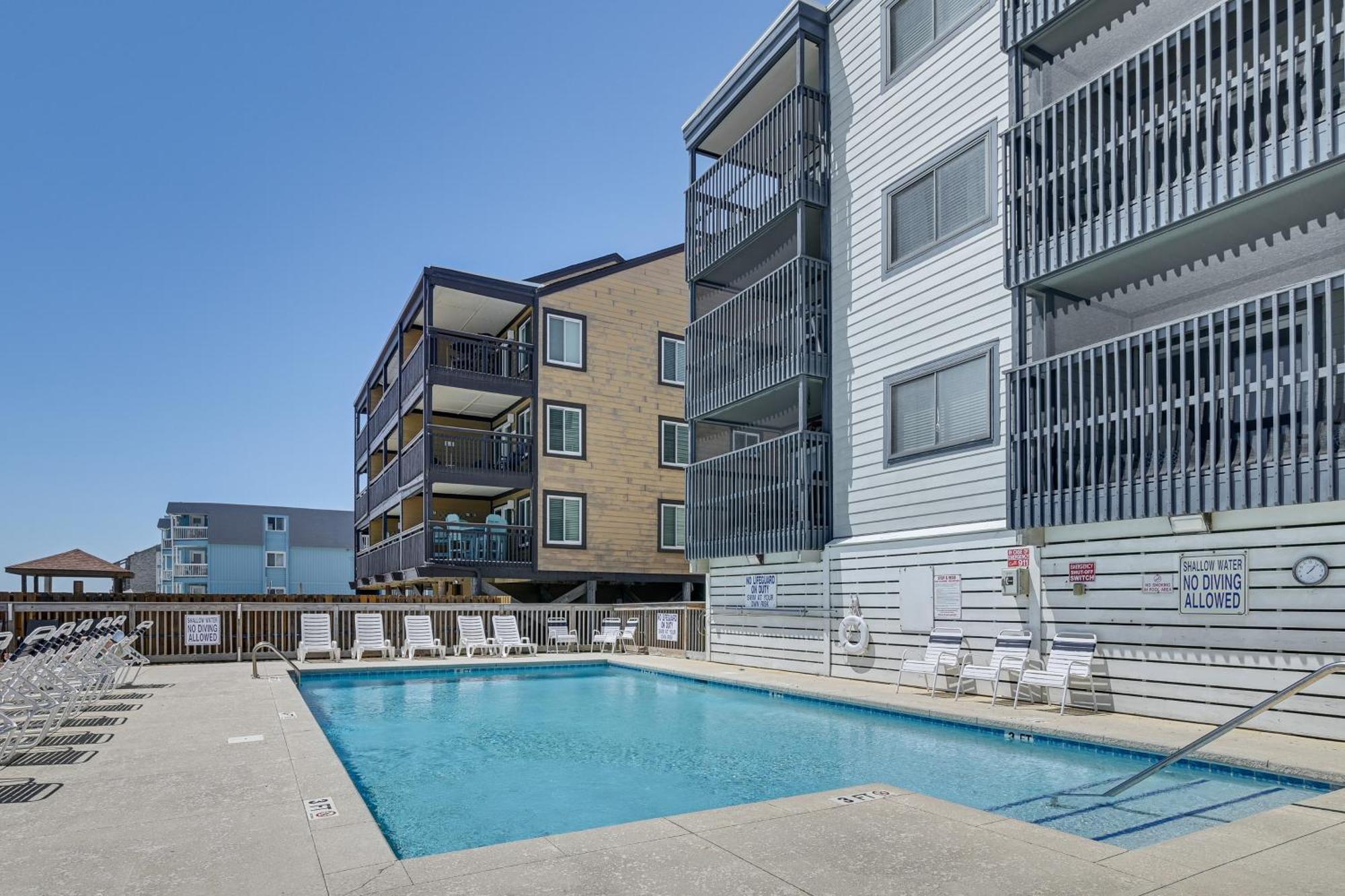 Coastal Condo On Beach With Community Pool Access! Myrtle Beach Exterior photo