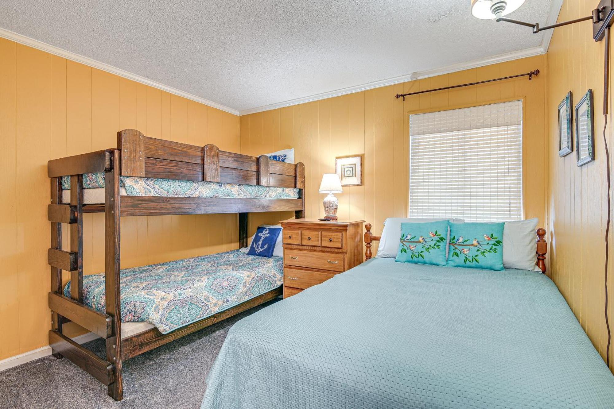 Coastal Condo On Beach With Community Pool Access! Myrtle Beach Exterior photo